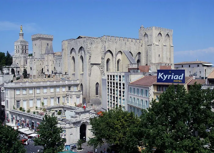 Kyriad Avignon - Palais des Papes